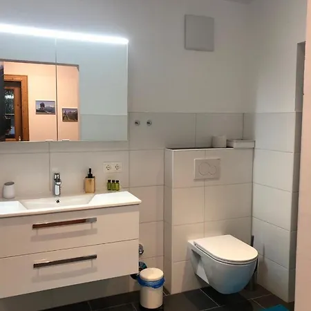 아파트 Ferienwohnung Rote Wand 콜사스