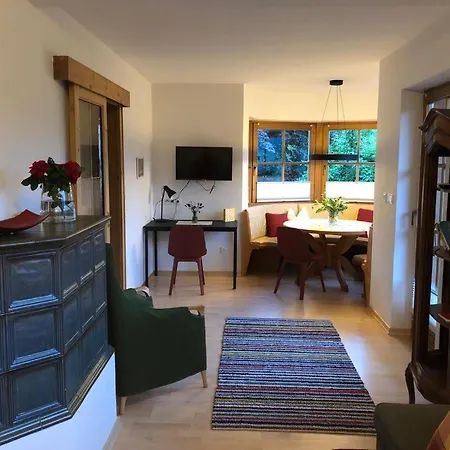 아파트 Ferienwohnung Rote Wand 콜사스